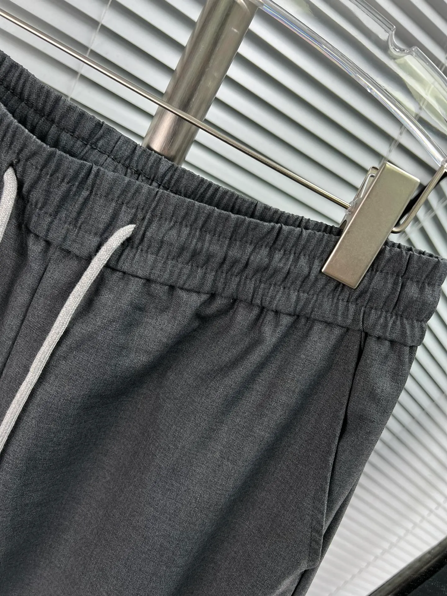 Thom Browne🇳🇱New Arrival ： ， Quality ， ，2 ， 。 Breathable( Same Style) ：Gray Blue Sizes: 12345